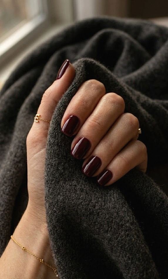 velvet cat-eye nude