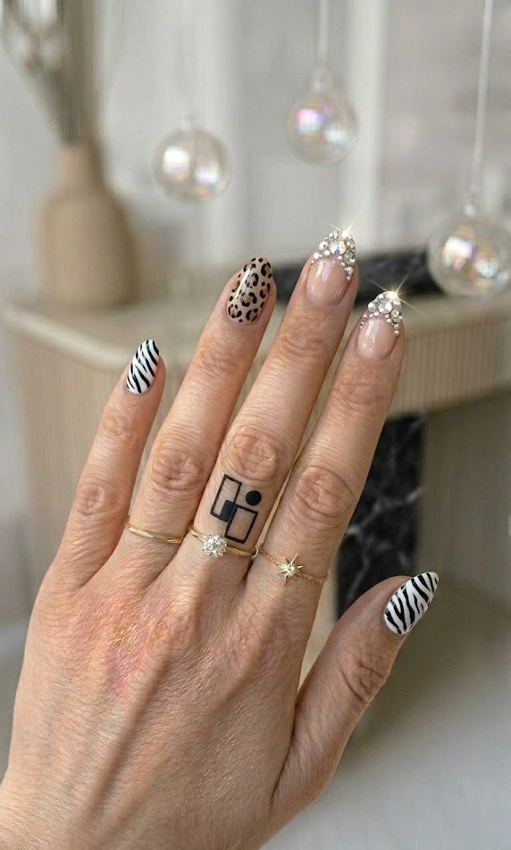 cloud nails